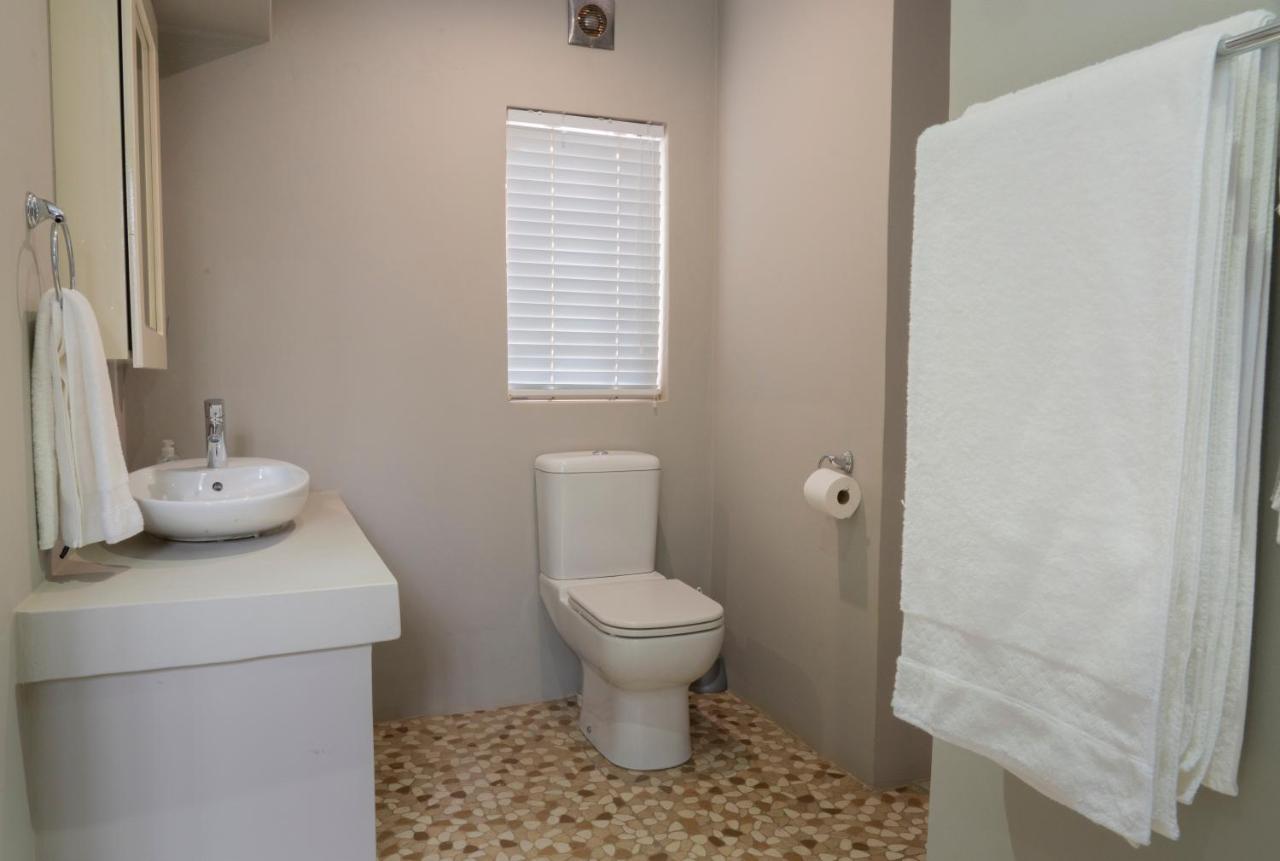 Rueby'S Guesthouse Dullstroom Bagian luar foto